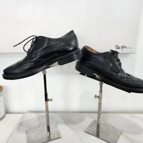 [ CREWCUTS] boys size 2, black leather wing tip style lace up dress  shoe