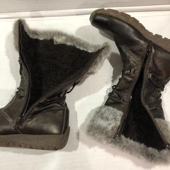 👧🏼 Girls Brown Leather Winter Boots Size 35