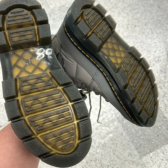 - NEW DR MARTENS WINTER BOOTS