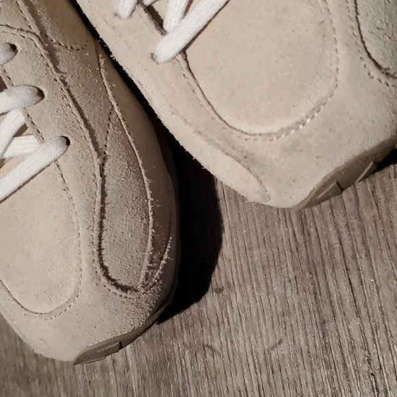 ♥️ NWOB SKECHERS SNEAKERS