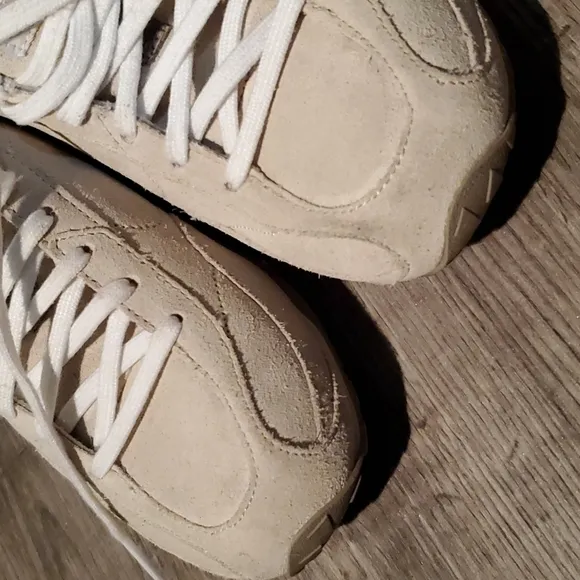 ♥️ NWOB SKECHERS SNEAKERS
