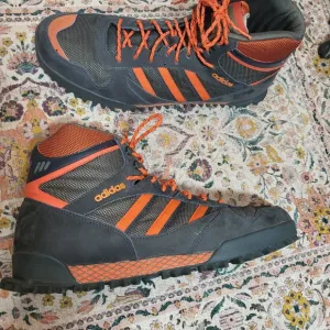 🌜 ☆ Rare Find☆ Adidas Marathon TR Mid High Top Hiking Sneaker Boots size 11.5