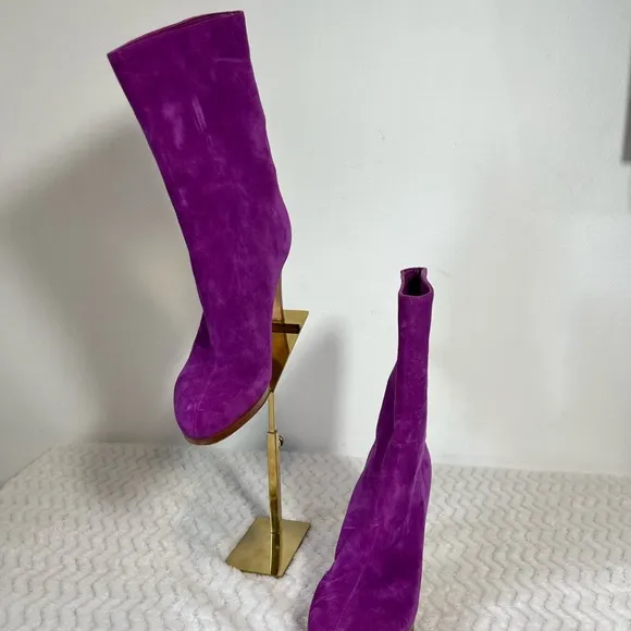 - Sergio rossi velvet purple boots size 37