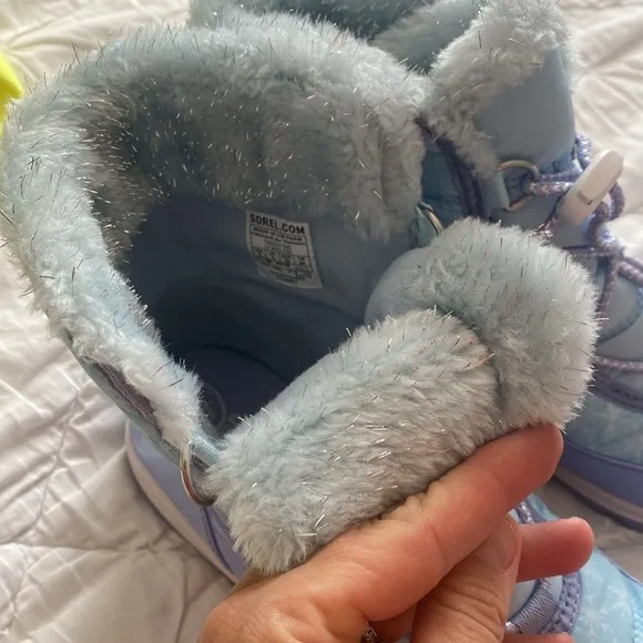🆕 Sorel X Disney Frozen Elsa Whitney Short Lace Winter Boots