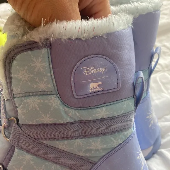 🆕 Sorel X Disney Frozen Elsa Whitney Short Lace Winter Boots