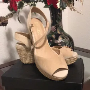 👠 Splendid 👠 High Heel Wedges Shoes