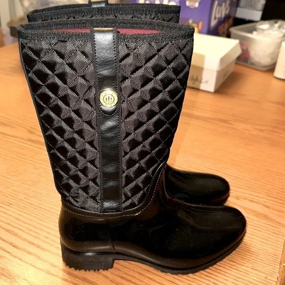 🔥 TOMMY HILFIGER Rain/Winter Tall Boots Size 8M