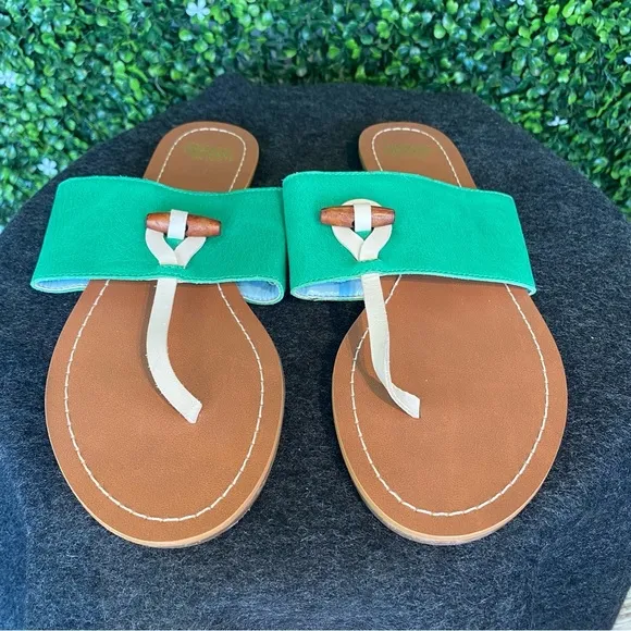 1-044 Frances Valentine Sandals