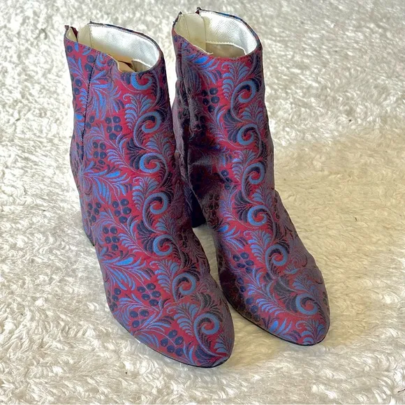 1901 Chunky Floral Brocade Patterned Ankle Boots - Red and Blue 7.5