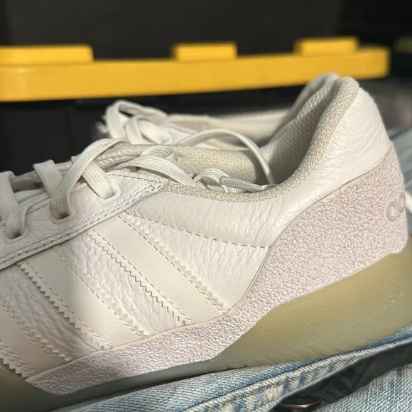 #48❤️ Brand new Adidas City cup collection all leather sneakers