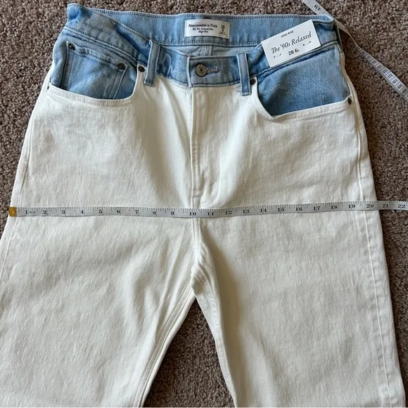 Abercrombie and Fitch The 90s Relaxed Fit High Rise Two-Tone Denim Jeans 28/6L