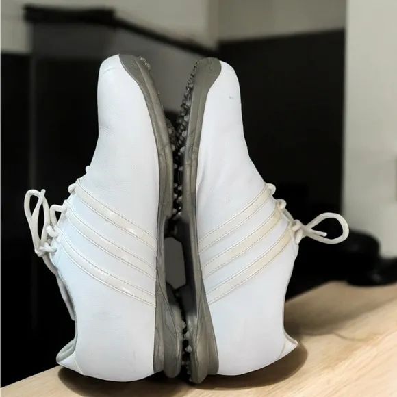 Adidas ClimaProof FitFoam Golf Shoes Men’s 9.5 White ThinTech Traxion Spikes