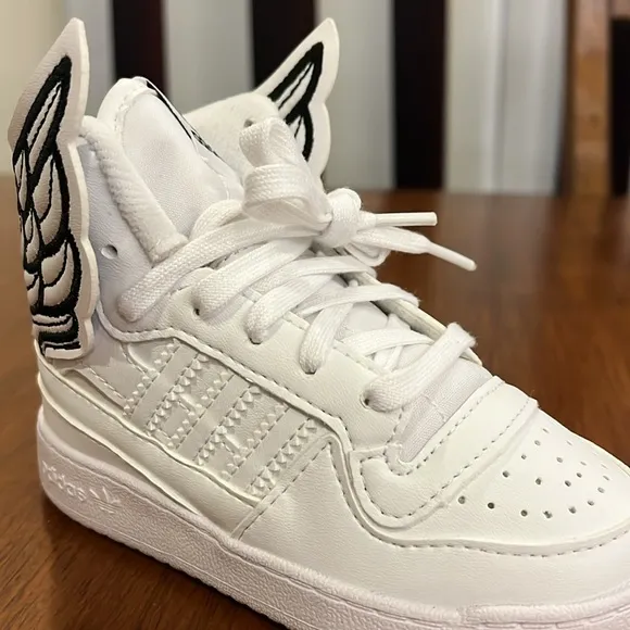 Adidas JS Wings 4.0 Jeremy Scott Kids Shoes Sneakers Toddlers Boys Girls Size 9