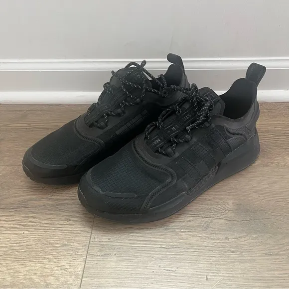Adidas NMD_V3 Low Mens Sportswear Sneaker Shoes Black GX3373 Sz 9.5