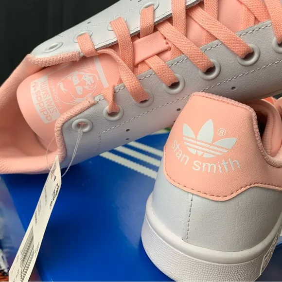Adidas Stan Smith Pink Sneakers Size 7Y / 8.5 Womens