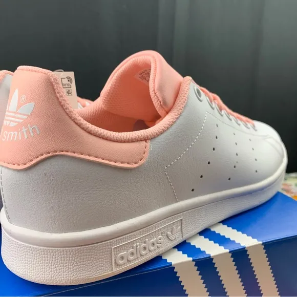 Adidas Stan Smith Pink Sneakers Size 7Y / 8.5 Womens