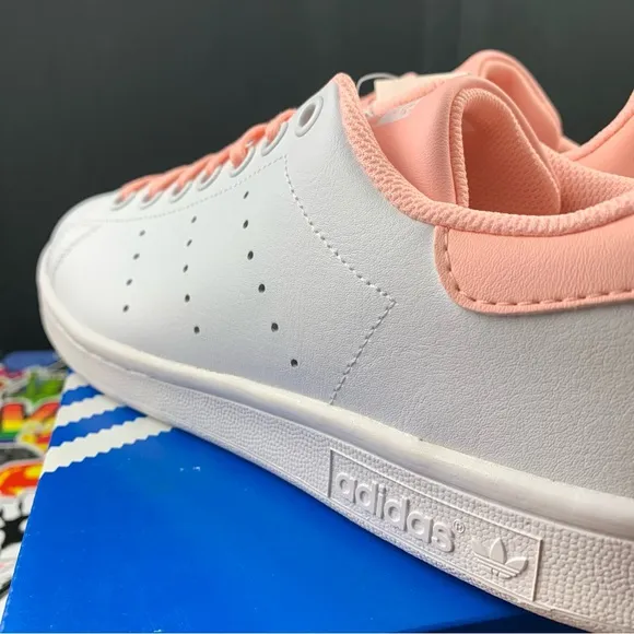 Adidas Stan Smith Pink Sneakers Size 7Y / 8.5 Womens