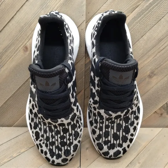 Adidas Swift Run Leopard Print Athletic Sneakers Womens Size 9 Black White Shoes