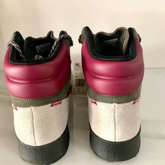 Adidas Terrex Snowpitch Cold RDY Legend Earth Sz 11 Women