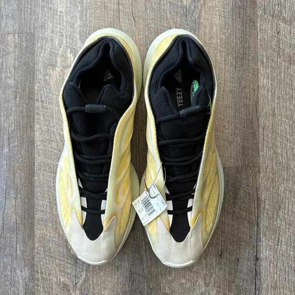 Adidas Yeezy 700 V3 Mono Safflower