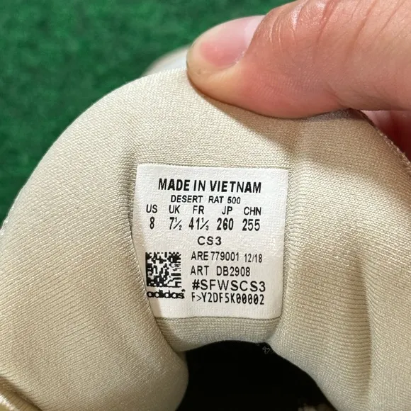 Adidas Yeezys desert rat 500 shoes sneakers size 8 rare Kanye west hip hop rap