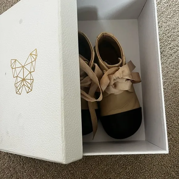 Age of Innocence Jane boots beige/black size 27