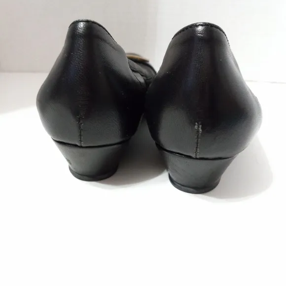 AGL Attilio Giusti Leombruni Bar Wedge Leather Pump 36 Italy 5.5