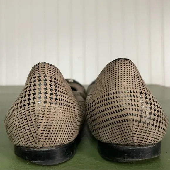 AGL Tweedy Leather Ballet Flats w Patent Toe Caps &amp; Decorative Buckles