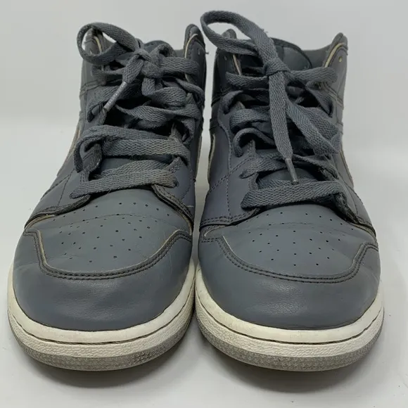 Air Jordan 1 Mid Cool Grey Lace Up Sneakers Youth Size 5.5 Retro Athletic Shoes