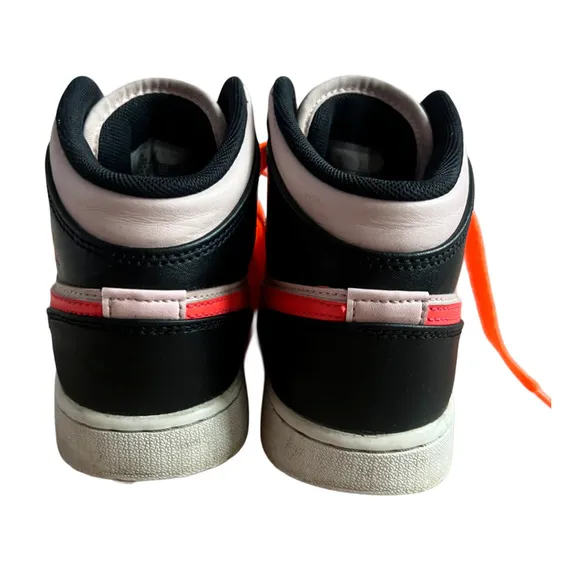 Air Jordan 1 Mid Sneakers Big Kids 4.5Y Black Pink Crimson GS Atmosphere 554725