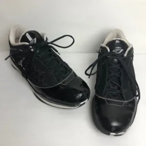 Air Jordan Black &amp; White Sneakers Shoes ((Size 8))
