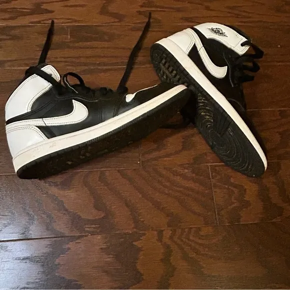AIR JORDAN RETRO 1 HIGH OG CASUAL SHOES