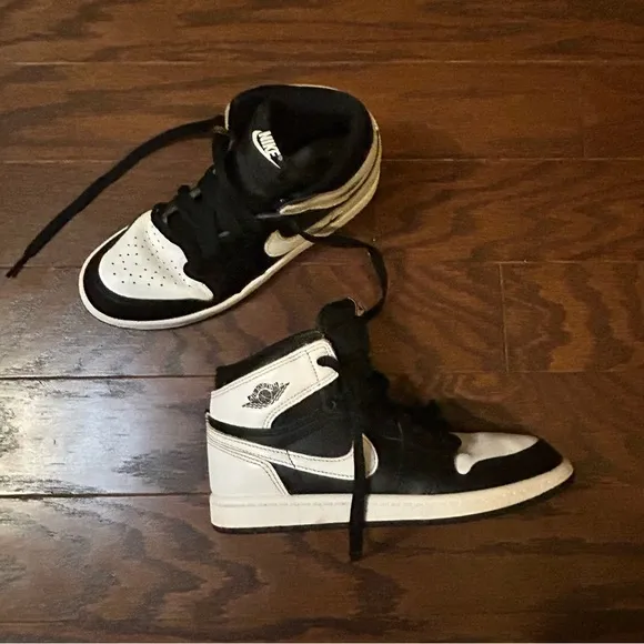 AIR JORDAN RETRO 1 HIGH OG CASUAL SHOES