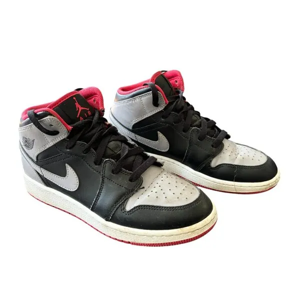 AIR JORDAN Retro 1 Mid Top Shoes Sneakers Black/Cement Grey/Fire Red/White SZ 5