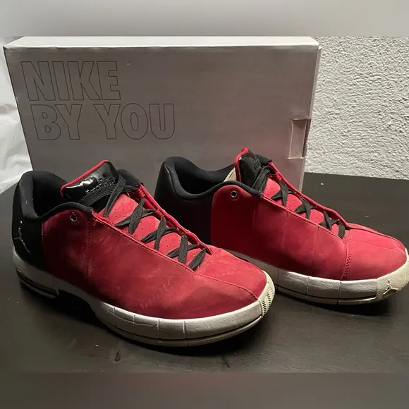 Air Jordans Men’s shoes *Great Condition*. Size 10