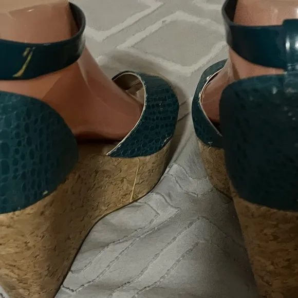 Alberto Turquoise Wedges Shoes Sz 9