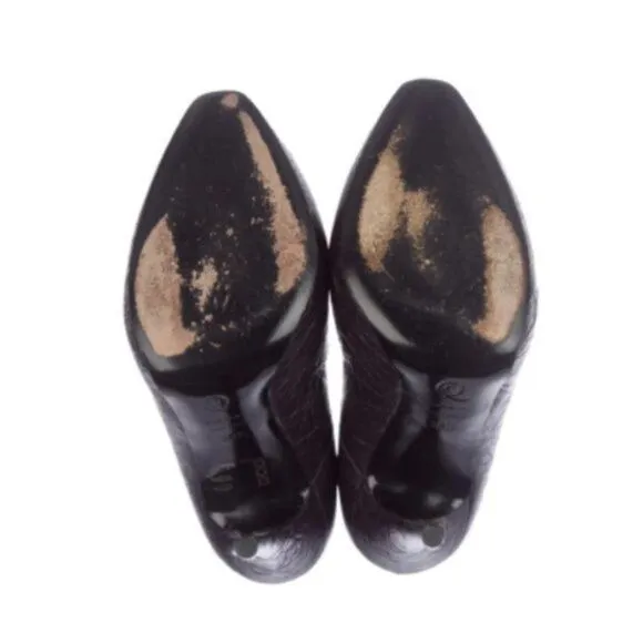 Alexander McQueen Leather Pumps Size 8.5 Embossed Pointed Toe Shoes 5.25&quot; Heels
