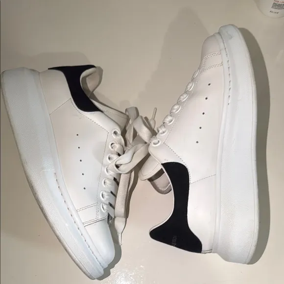 Alexander McQueen Women's White Sneakers