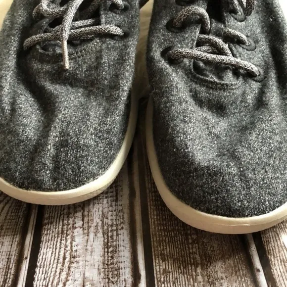 Allbirds heather gray tree runner sneakers 14