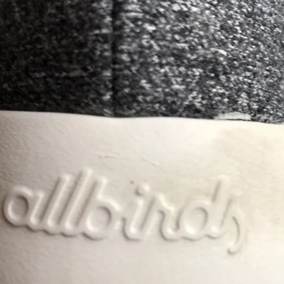 Allbirds heather gray tree runner sneakers 14