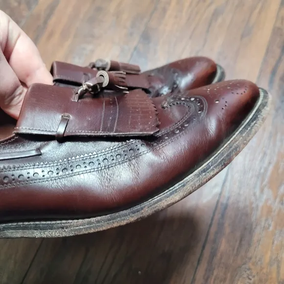 Allen Edmonds Brown Leather Arlington Tassel Wingtip Shoes size 9