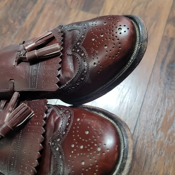 Allen Edmonds Brown Leather Arlington Tassel Wingtip Shoes size 9