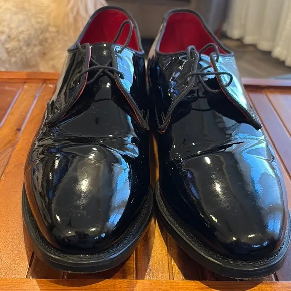 Allen Edmonds Kendall Tuxedo Loafers 10 1/2 D Derby Glossy Patent Leather