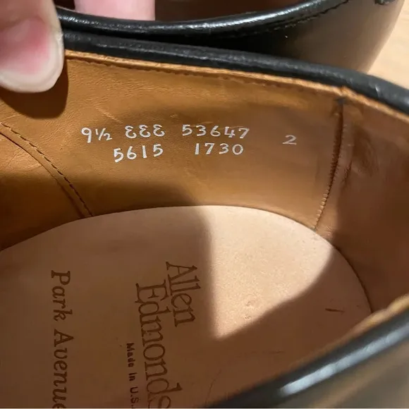 Allen Edmonds MISMATCHED R10 L9.5 Cap Toe Black Leather Shoes Career Formal USA