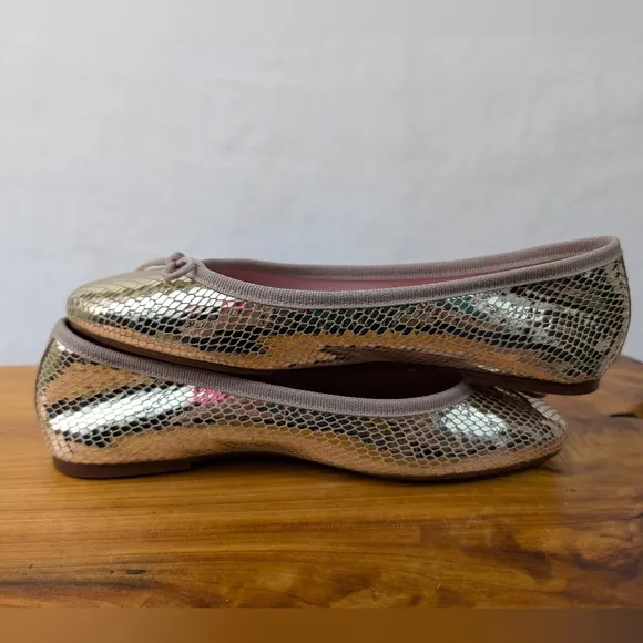 Ann Mashburn shoes gold flats snake print tie ballet Italy size 36