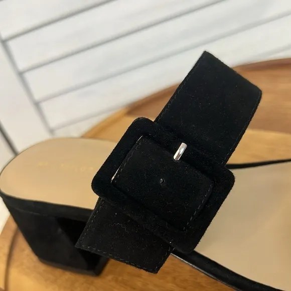 ANN TAYLOR l Black Taylor Buckle Side Open Toe Mule Suede Size 9 Casual Slip-on
