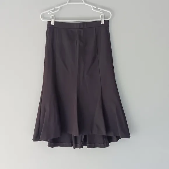 Ann Taylor Midi Skirt Box Pleated Fit &amp; Flare Cowgirl Panels Solid Black Size 6