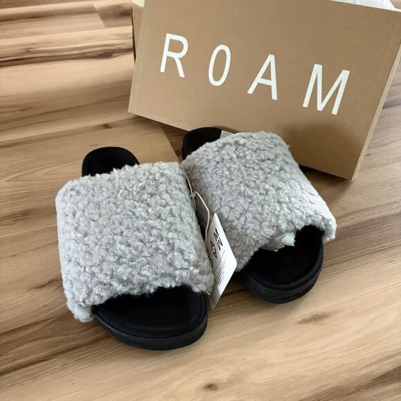 Anthropologie ROAM Cozy Fuzzy Slide Sandals in Black and Light Gray