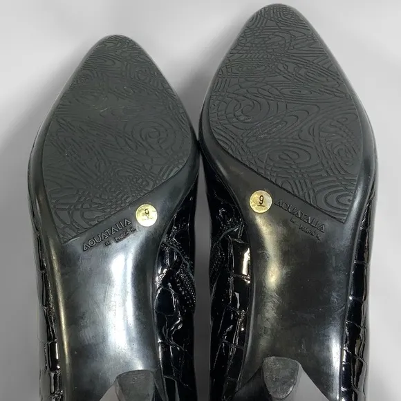 Aquatalia Patent Leather Crocodile Embossed Ankle Bootie Size 9 Fits 8