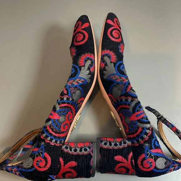 AQUAZZURA BROCADE EMBROIDERED ANKLE STRAP HEEL 38